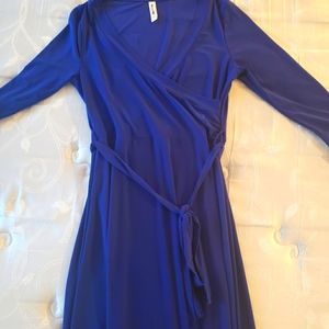 Hello miz maternity maxi dress